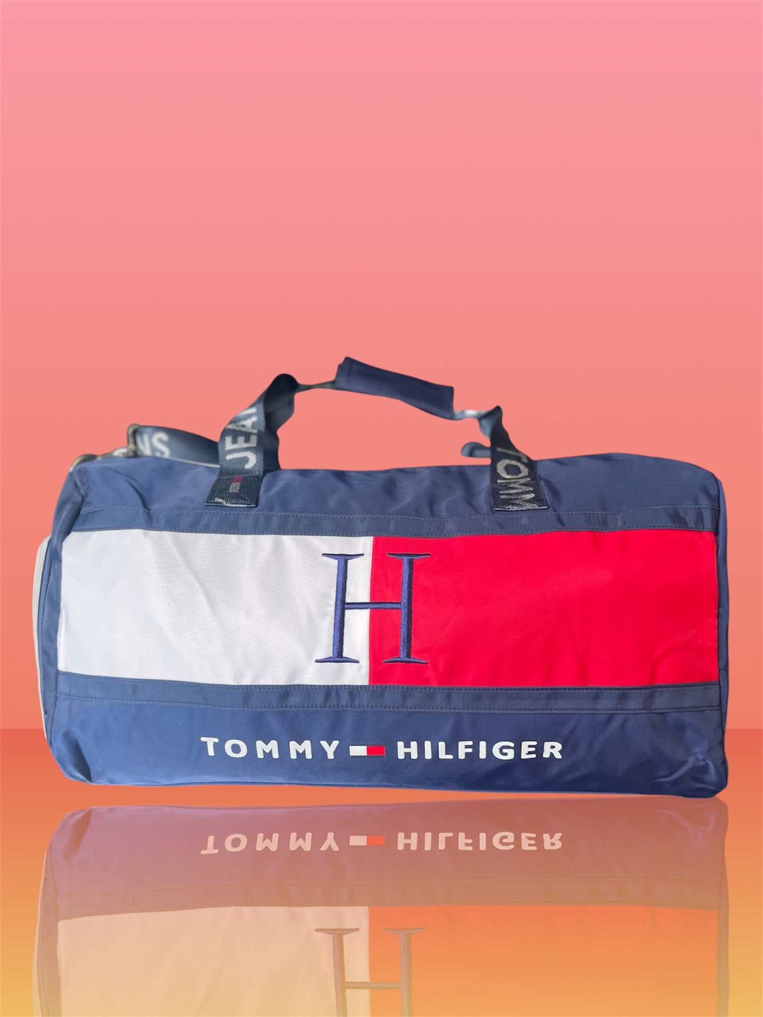 Tommy Signature Strap Duffel