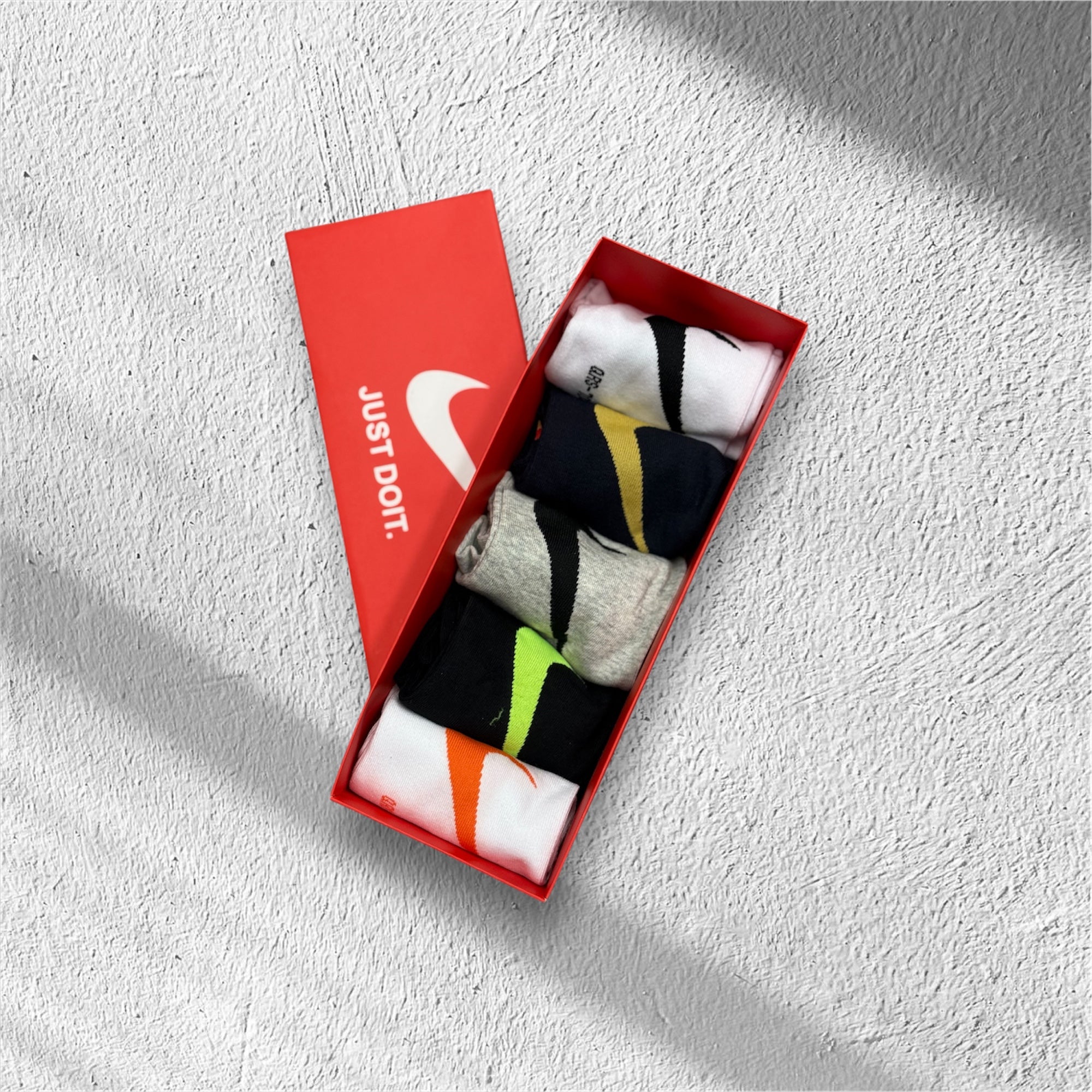 Nike-Inspired Athletic Socks Gift Box – 5 Pairs